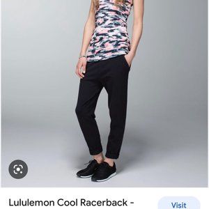 Lululemon razerback tank (fits like a large)